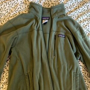 Patagonia Green Lightweight Zip-Up Jacket